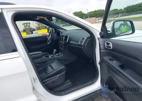 2020 Jeep Grand Cherokee Laredo E 4X2 from USA, damaged, VIN 1C4RJEAG9LC246044